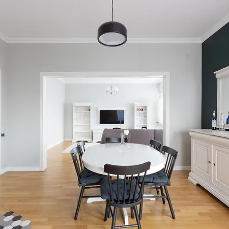 Apartamento Cranta Hillside