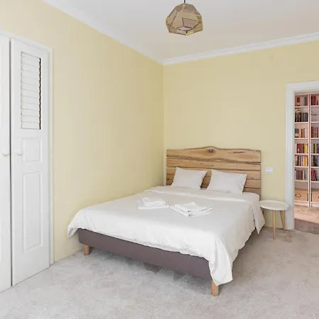 Cranta Hillside Apartmán *